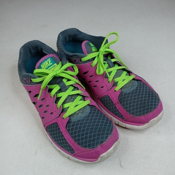 Nike Women's Flex 2013 Run Sneakers 8.5 Pink & gra - Picture 1 of 11